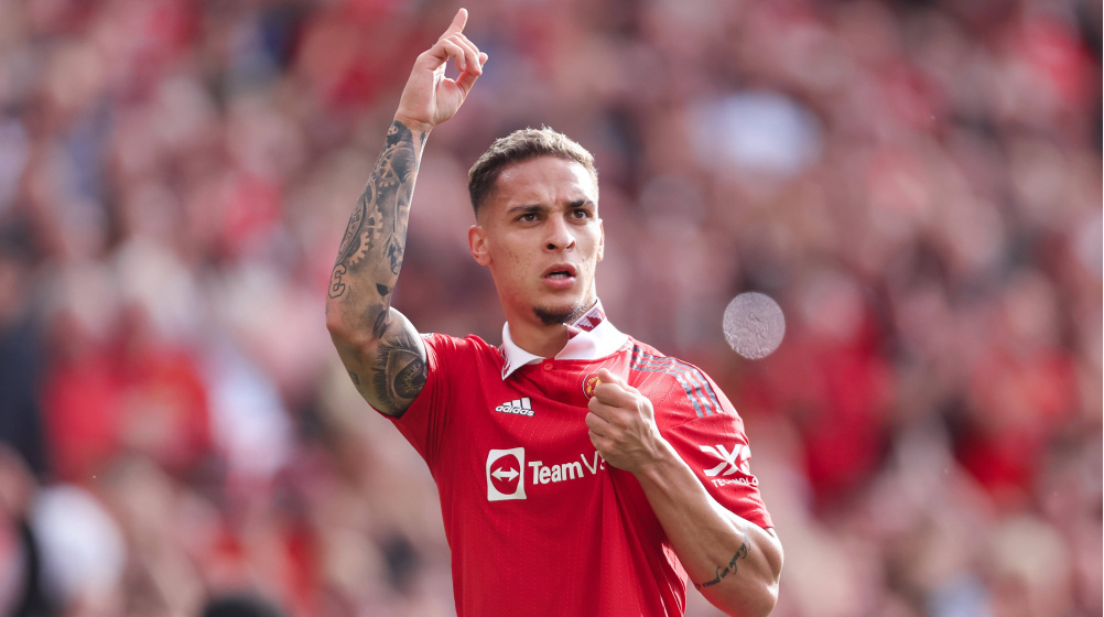 antony manchester united profil